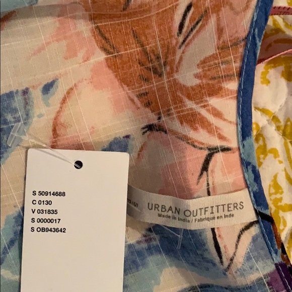 New with tags Urban Outfitters Floral Wrap Dress - Picture 6 of 10